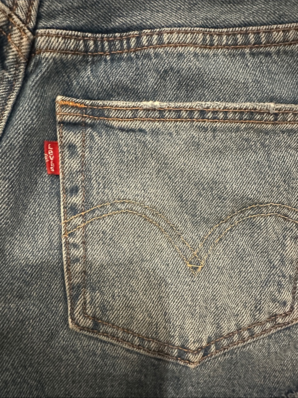 Levi's Premium 501 Original Distressed Cutoff Denim Shorts Light Wash Size 26 - Picture 9 of 9